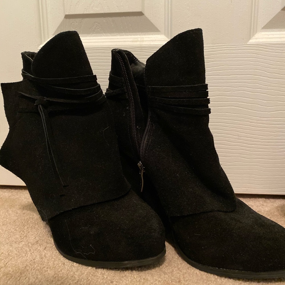 Black suede wedges